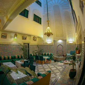 Yamna Риад